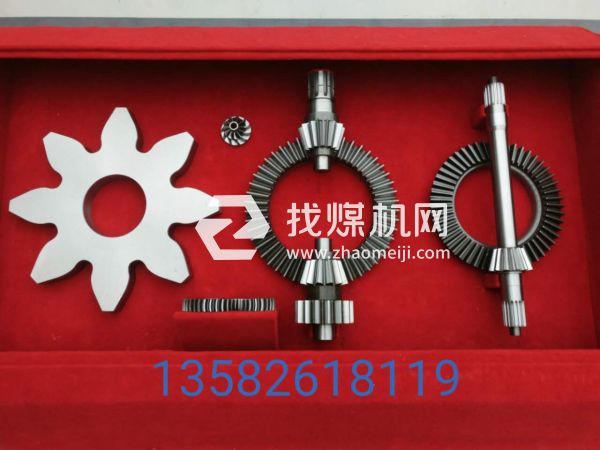 河北高精度螺旋傘齒輪、人字齒輪、圓柱齒輪、減速機(jī)維修實(shí)體工廠