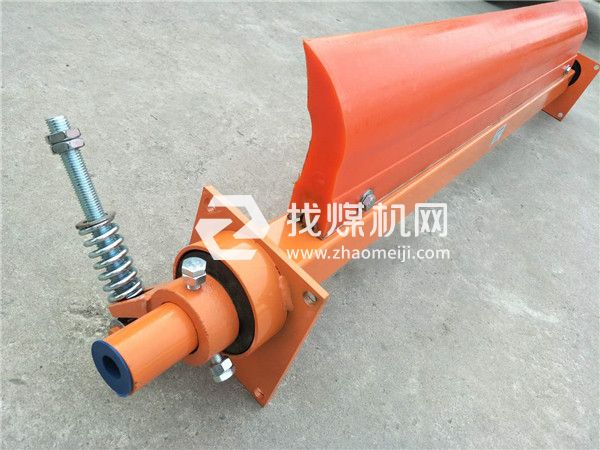 山東皮帶機聚氨酯清掃器廠家，耐磨聚氨酯清掃器，固達利輸送帶聚氨酯清掃器